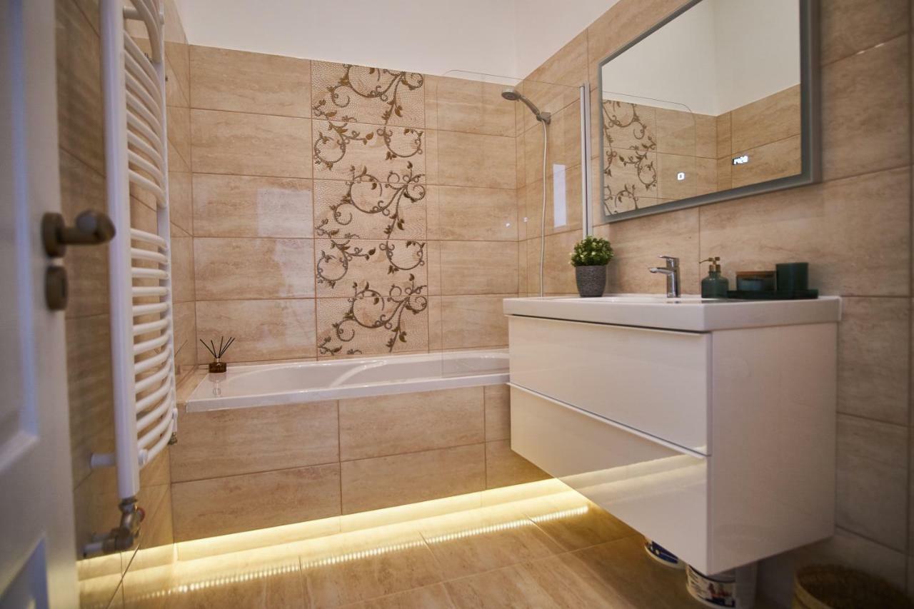 Soda19 Apartment - บูดาเปสต์ ภายนอก รูปภาพ